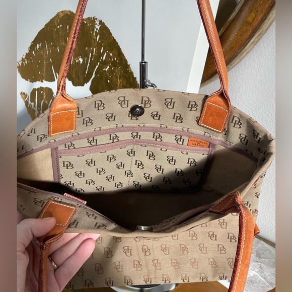 Dooney & Bourke Classic Tote Handbag - Picture 8 of 16